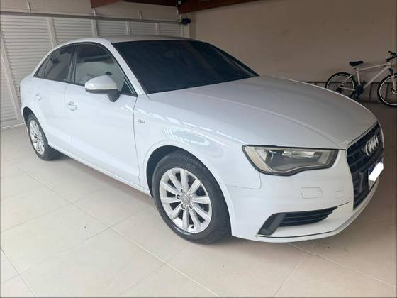 AUDI A3 1.8 TFSI SEDAN 16V 180CV GASOLINA 4P AUTOMÁTICO AUDI A3 1.8 TFSI SEDAN 16V 180CV GASOLINA 4P AUTOMÁTICO